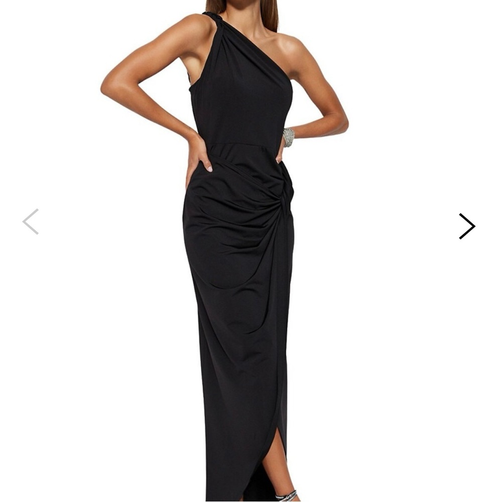 NWT Trendyol one shoulder black gown. Size 4.